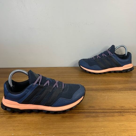 Adidas Terrex Womens Trail Running Shoe Size 7 - Picture 1 of 9